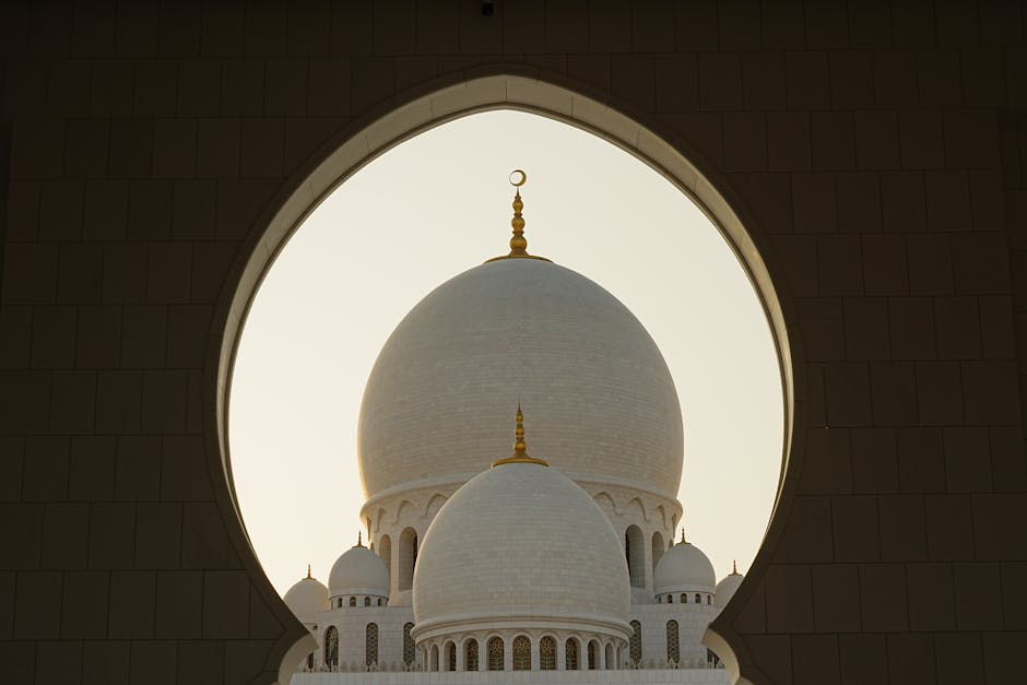 Top 10 Fun Facts About Famous Landmarks