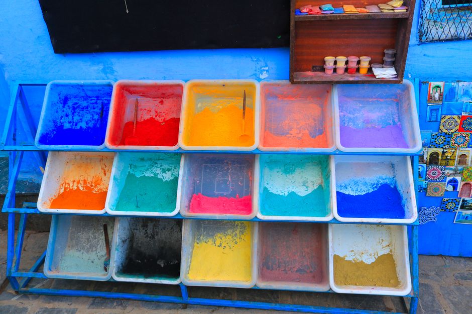 Did You Know These Colors Don’t Actually Exist in Nature?