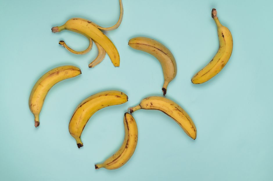 Why Bananas Are Curved: The Surprising Gravity Secret