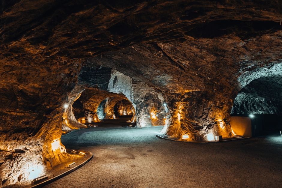 7 Surprising Facts About Diamond Formation Deep Underground