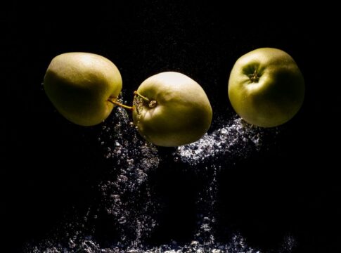The Truth About Apples Floating Because They Are 25% Air — Food & Drink trivia by Trivia Daily