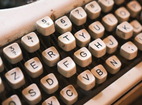 The Hidden Story Behind QWERTY Keyboard Layout Design — General trivia by Trivia Daily