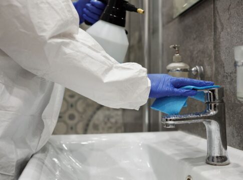 trivia-1787898393884 Why Restaurant Ice Has More Bacteria Than Toilet Water — Food & Drink trivia by TrivBits
