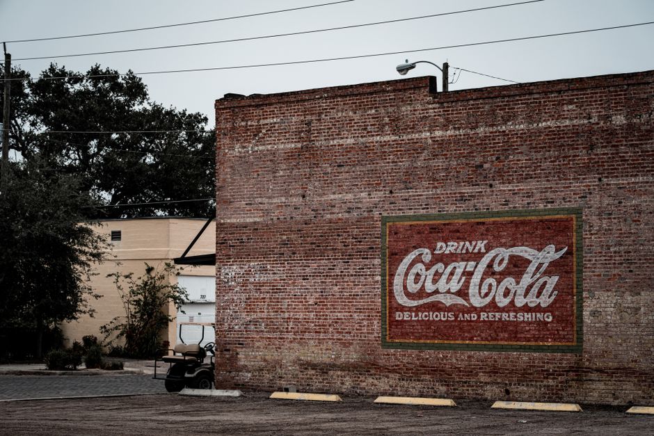 The Hidden Story of Coca-Cola Originally Being Green — General trivia by TrivBits