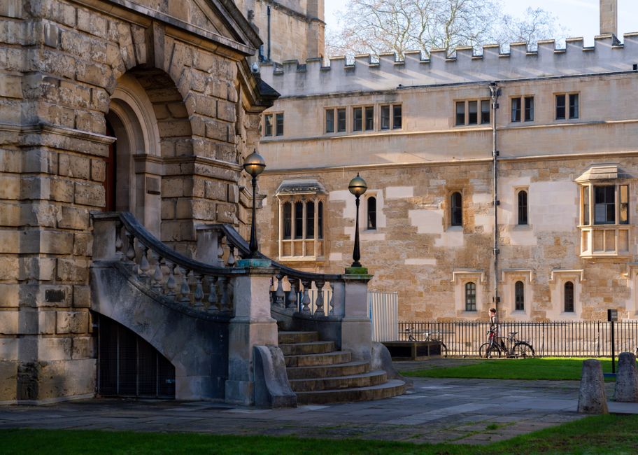 Why Oxford University Predates the Aztec Empire — History trivia by TrivBits
