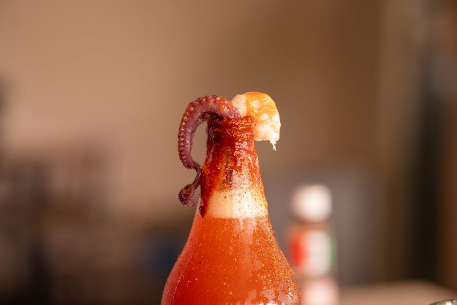 7 Bizarre Facts About Octopuses Having Nine Brains — Quick Facts trivia by TrivBits