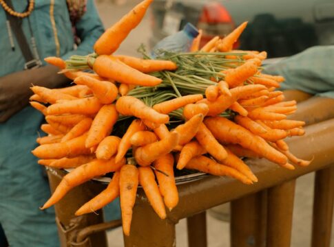Carrots Improving Night Vision: WWII Myth Uncovered — Food & Drink trivia by TrivBits