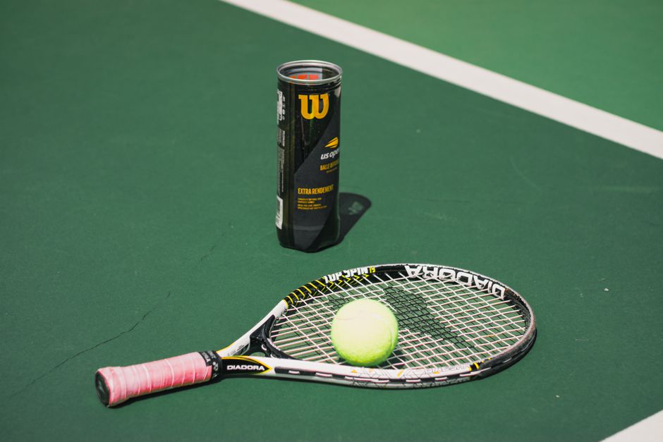 Why Tennis Scoring Uses 15, 30, 40: The Real History — Sports trivia by TrivBits