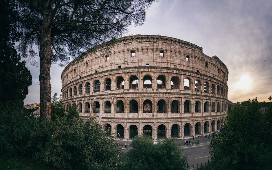 Ancient Rome Had a 24/7 Fast Food Culture: Thermopolia — History trivia by TrivBits