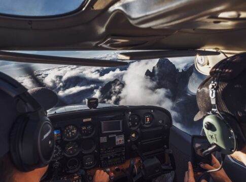 Pilots and Copilots Eat Different Meals: Why? — General trivia by TrivBits