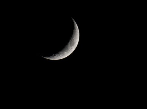 The Moon Smells Like Gunpowder: 7 Astronaut Secrets — Quick Facts trivia by TrivBits