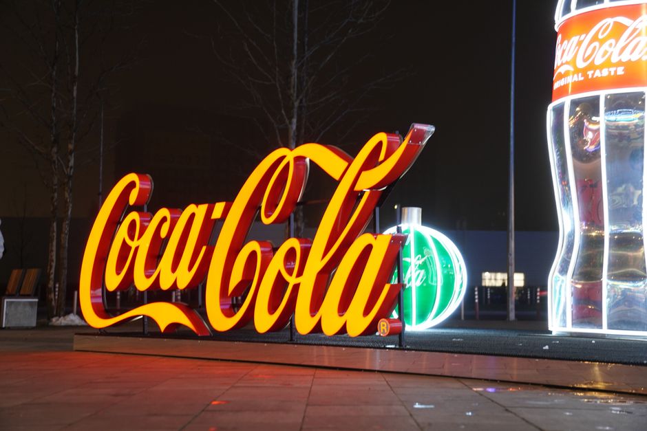 Coca-Cola Was Green When First Invented: Color Myth — Food & Drink trivia by TrivBits