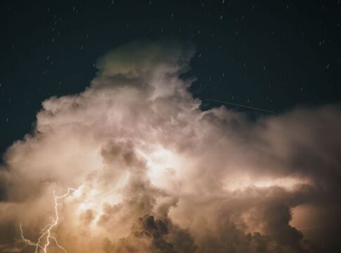 Why Lightning Strikes Earth 100 Times Per Second — General trivia by TrivBits