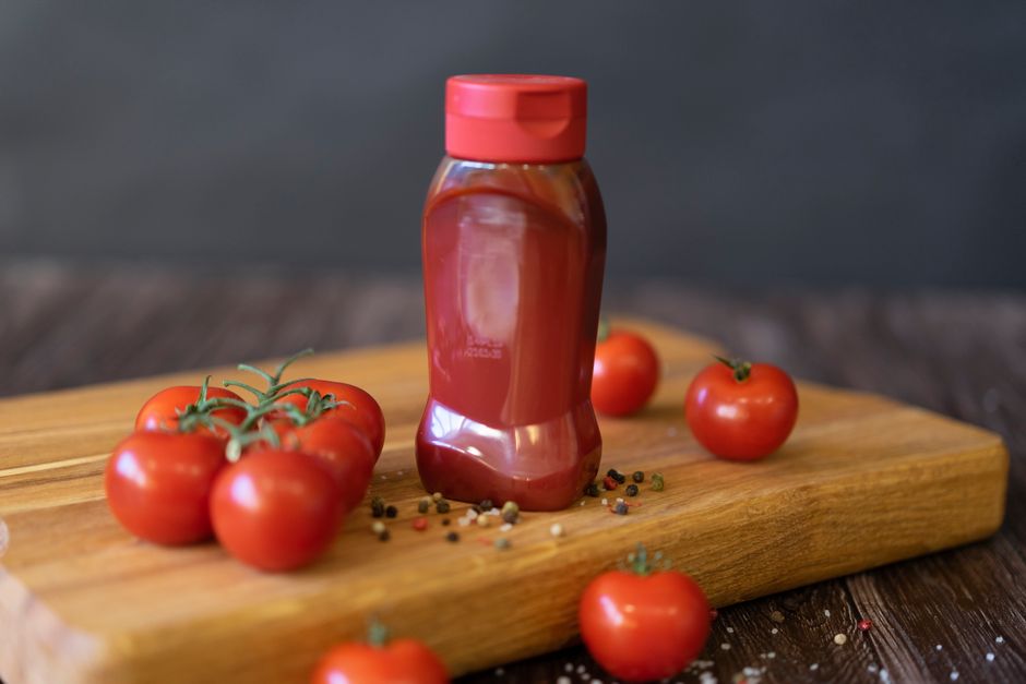 Ketchup Was Medicine in the 1830s: Tomato Cure History — Food & Drink trivia by TrivBits
