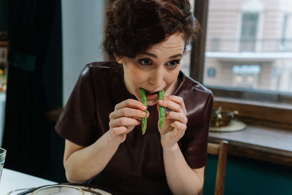 What Causes Asparagus Pee Smell: Genetic Truth — Food & Drink trivia by TrivBits
