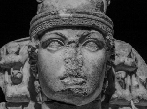 7 Shocking Facts About Cleopatras Greek Heritage — History trivia by TrivBits