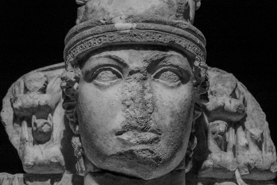 7 Shocking Facts About Cleopatras Greek Heritage — History trivia by TrivBits