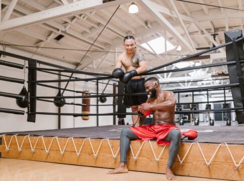The Boxer Who Fought With a Broken Neck and Won — Sports trivia by TrivBits