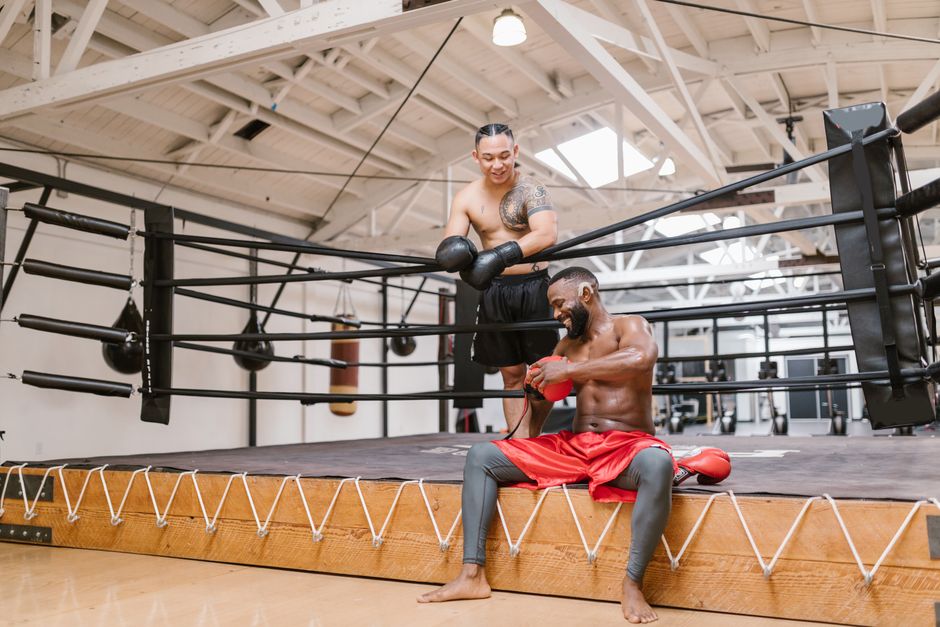 The Boxer Who Fought With a Broken Neck and Won — Sports trivia by TrivBits